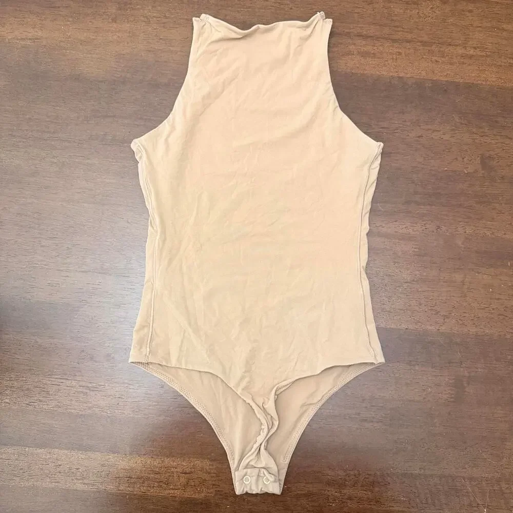 Skims Sand Bodysuit - XS